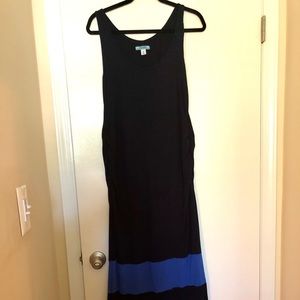 Old Navy maternity maxi dress size medium